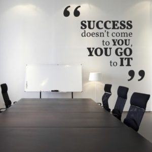 Adesivo Murale Success Doesn't Come